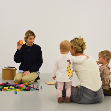 Basic shapes classes conducted by an educator in the exhibition space