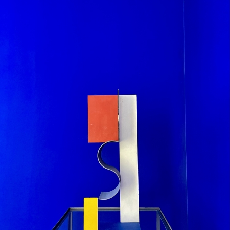 kopia ekspozycyjna rzeźby Katarzyny Kobro 