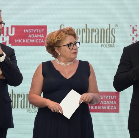 from left: Krzysztof Olendzki, Director of Adam Mickiewicz Institute, Nina Kowalewska-Motlik, President of Superbrand Polska,  Jarosław Suchan, Director of Muzeum Sztuki, photo B. Syta