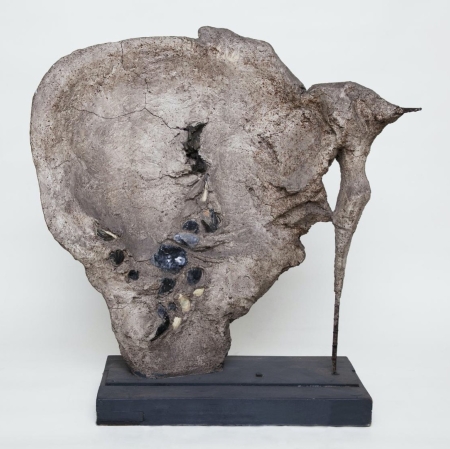 Alina Szapocznikow, "Małża La Lumachelle", 1960, cement, metal, pottery, stone