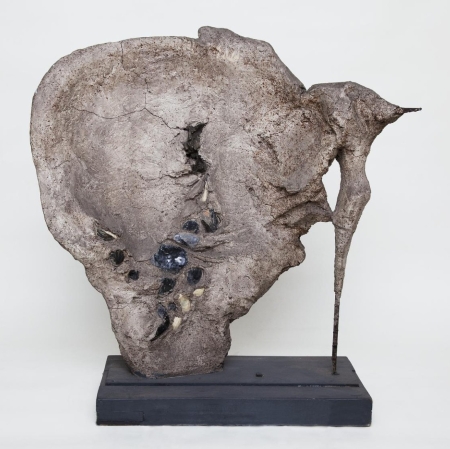 Alina Szapocznikow, „Małża La Lumachelle”, 1960, cement, metal, ceramika, kamień