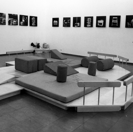 Dokumentacja wystawy „Sprawni inaczej. Meble i sprzęty dla dzieci niepełnosprawnych”, fot. archiwum Muzeum Sztuki w Łodzi