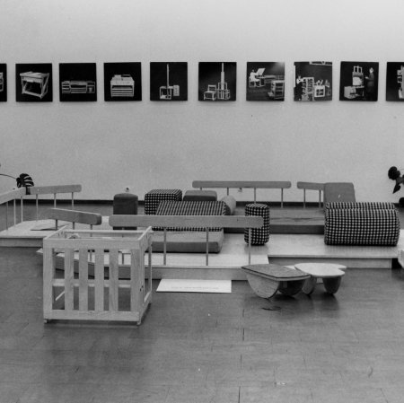 Dokumentacja wystawy „Sprawni inaczej. Meble i sprzęty dla dzieci niepełnosprawnych”, fot. archiwum Muzeum Sztuki w Łodzi