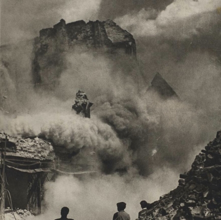 Krystyna Gorazdowska, "Droga do odbudowy", 1946, photograph