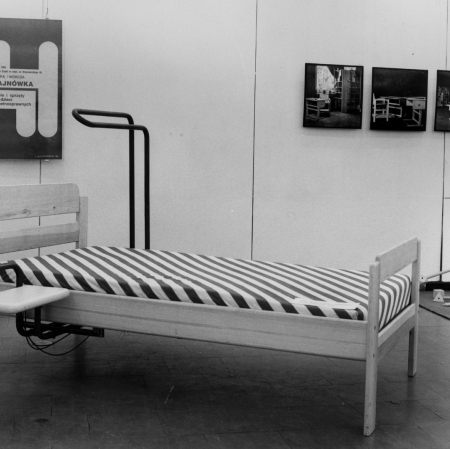 Dokumentacja wystawy „Sprawni inaczej. Meble i sprzęty dla dzieci niepełnosprawnych”, fot. archiwum Muzeum Sztuki w Łodzi