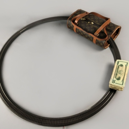 Javier Téllez, „Zestaw treningowy dla kieszonkowców”, 2007, fot. Arthur Toqué, Kolekcja Antoine'a de Galberta, Paryż