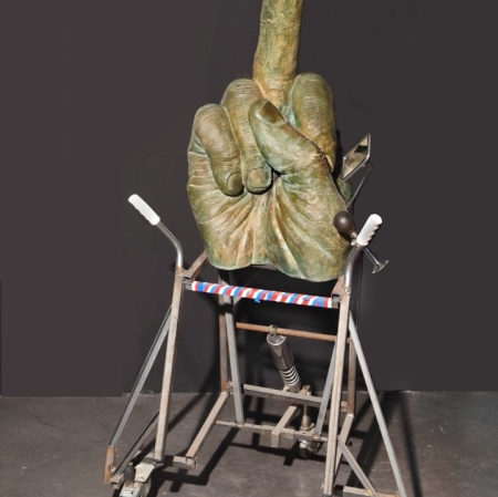 John Isaacs, „Przynosząc to wszystko z powrotem do domu (Zatańczmy)”,  2007, fot. Arthur Toqué, Kolekcja Antoine'a de Galberta, Paryż