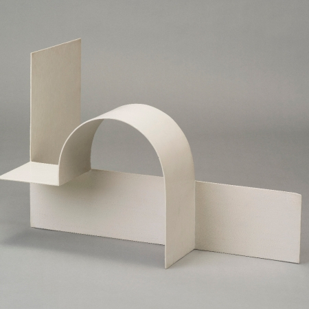 Katarzyna Kobro, "Spatial Composition (3)", 1928, steel, oil paints, collection of Muzeum Sztuki, Łódź