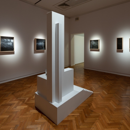  Widok wystawy "I ogień, i popiół. Nikita Kadan", fot. Anna Zagrodzka