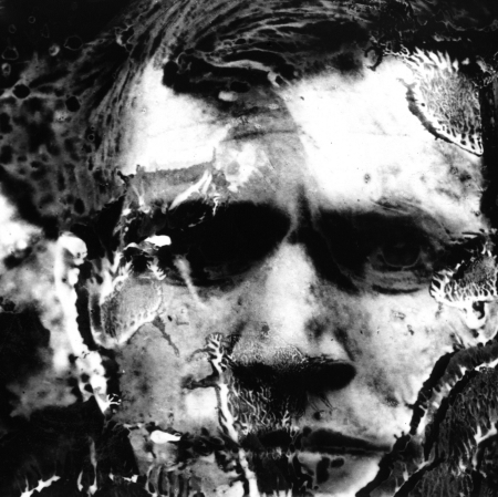 Józef Robakowski, Autoportret, 1967, technika własna, odbitka żelatynowo-srebrowa, kolekcja Muzeum Sztuki w Łodzi