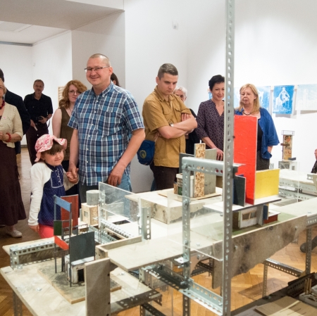 Wystawa Ćwiczenia w autonomii. Tamás Kaszás we współpracy z Anikó Loránt (Ex-Artists' Collective)