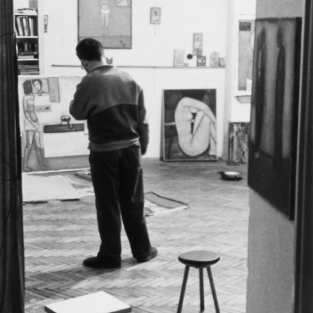 In his studio, Zachodnia Street, Łódź, early 1958 courtesy of Starmach Gallery Archive